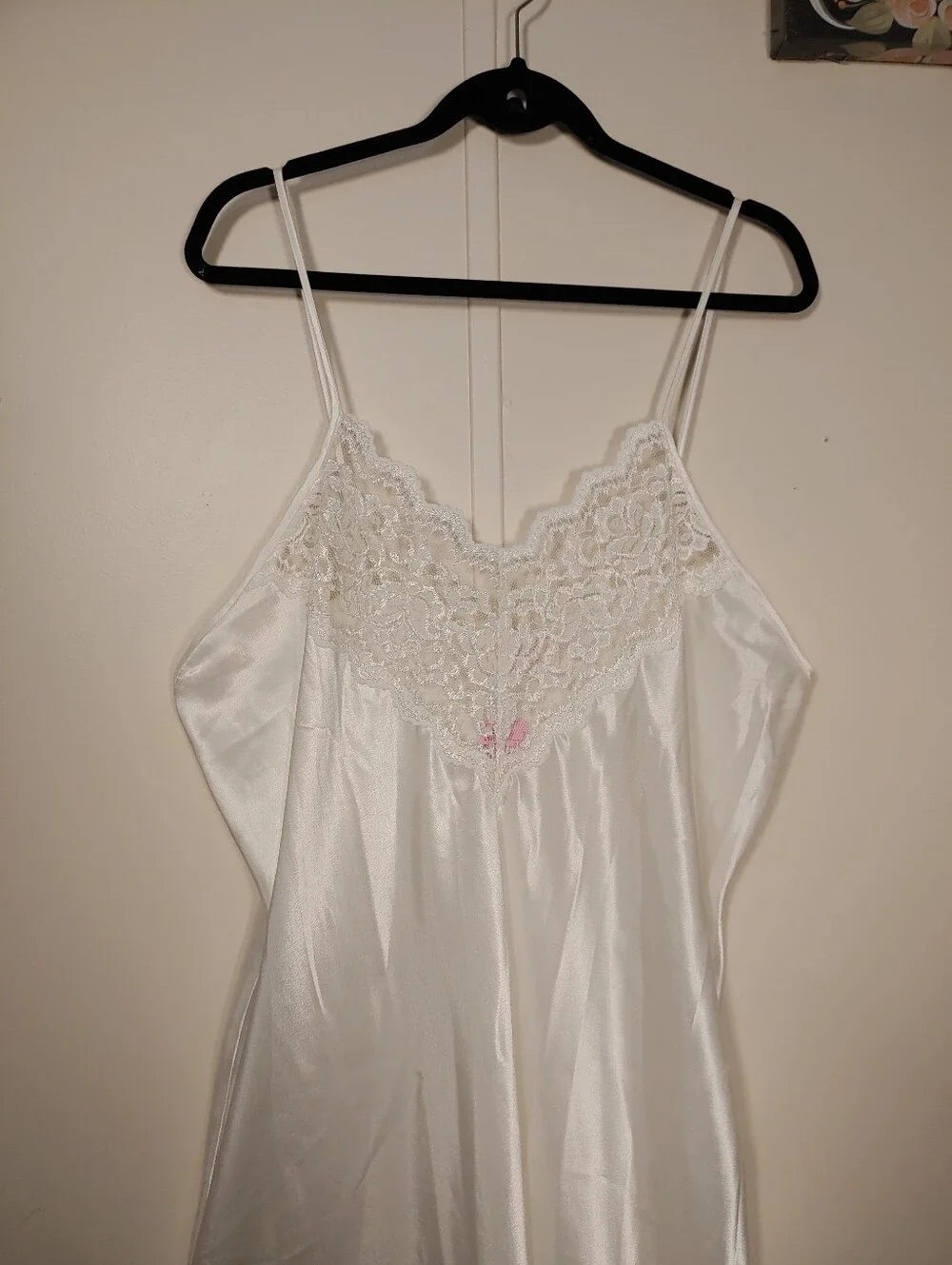 Like New Sexy Just For Women 2X White Stunning Lingerie gown - Picture 2 of 6